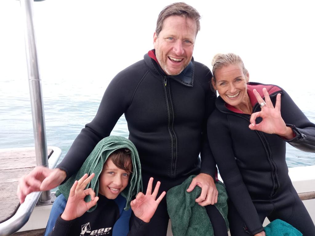 clients on Sharklady Adventures tour